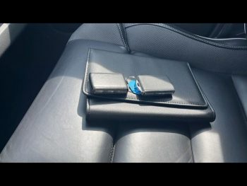 Photo 22 du bon plan VOLVO XC60 B4 AdBlue AWD 197ch R-Design Geartronic occasion à 34900 €
