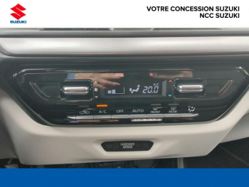 Photo 19 du bon plan SUZUKI Swift 1.2 Hybrid 83ch Pack Auto occasion à 20990 €