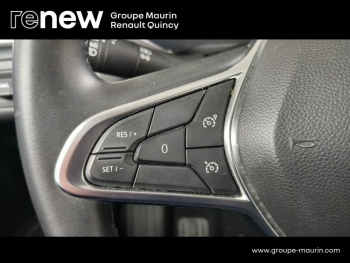 Photo 13 du bon plan RENAULT Captur 1.6 E-Tech hybride 145ch Intens -21 occasion à 18150 €
