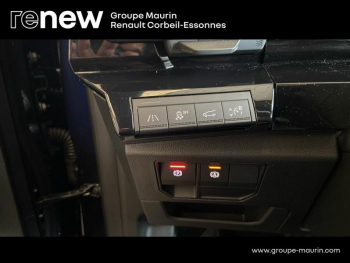 Photo 22 du bon plan RENAULT Espace 1.2 E-Tech full hybrid 200ch Iconic 7 places - 24 occasion à 41790 €