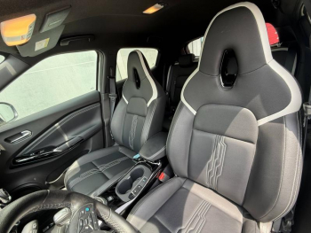 Photo 27 du bon plan NISSAN Juke 1.6 Hybrid 143ch PremiÃ¨re Edition 2022.5 occasion à 25500 €