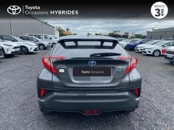 Photo 4 du bon plan TOYOTA C-HR 122h Distinctive 2WD E-CVT RC18 occasion à 17990 €