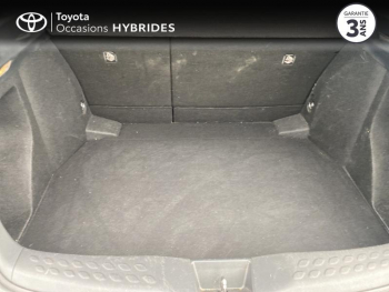 Photo 10 du bon plan TOYOTA C-HR 122h Distinctive 2WD E-CVT RC18 occasion à 17990 €
