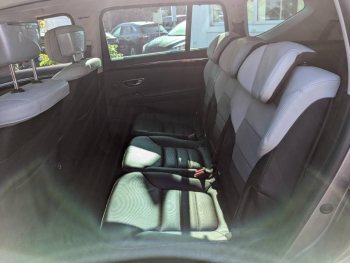 Photo 7 du bon plan RENAULT Espace 1.6 dCi 160ch energy Initiale Paris EDC occasion à 19900 €