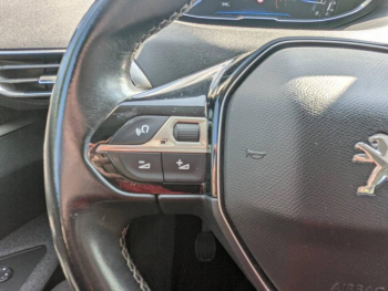 Photo 23 du bon plan PEUGEOT 3008 1.2 PureTech 130ch Active S&S occasion à 11900 €
