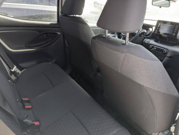 Photo 13 du bon plan TOYOTA Yaris 116h Dynamic 5p MY21 occasion à 15990 €