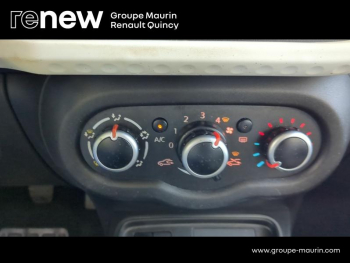 Photo 13 du bon plan RENAULT Twingo 1.0 SCe 75ch Zen - 20 occasion à 9950 €