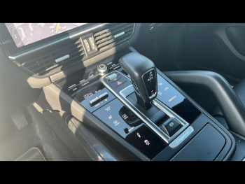 Photo 17 du bon plan PORSCHE Cayenne 3.0 340ch occasion à 59990 €