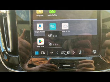 Photo 17 du bon plan VOLVO XC40 B3 163ch Plus DCT 7 occasion à 36900 €