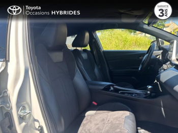 Photo 6 du bon plan TOYOTA C-HR 122h Collection 2WD E-CVT RC18 occasion à 19690 €