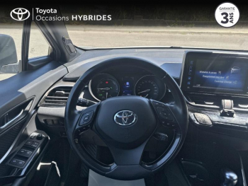 Photo 13 du bon plan TOYOTA C-HR 122h Collection 2WD E-CVT RC18 occasion à 19690 €