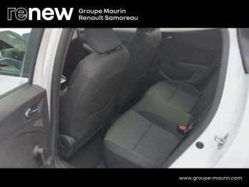 Photo 11 du bon plan RENAULT Clio 1.6 E-Tech hybride 145ch Equilibre occasion à 15900 €