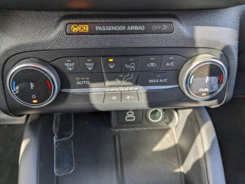 Photo 8 du bon plan FORD Kuga 2.5 Duratec 190ch FHEV E85 ST-Line Business BVA occasion à 32900 €