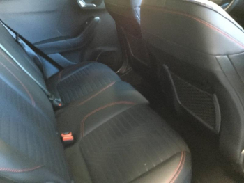 Photo 24 du bon plan FORD Puma 1.0 EcoBoost 125ch S&S mHEV ST-Line X Powershift occasion à 25990 €