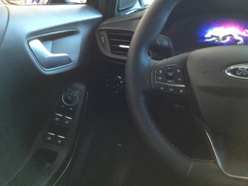 Photo 28 du bon plan FORD Puma 1.0 EcoBoost 125ch S&S mHEV ST-Line X Powershift occasion à 25990 €