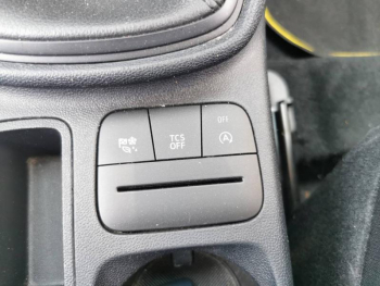 Photo 11 du bon plan FORD Fiesta 1.1 75ch Cool & Connect 5p occasion à 11990 €