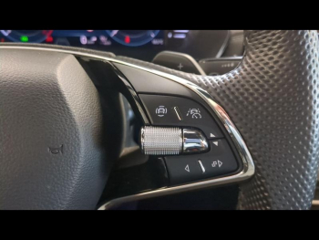 Photo 17 du bon plan SKODA Octavia 2.0 TDI 150ch Sportline DSG7 occasion à 32990 €