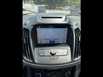 Photo 13 du bon plan FORD Kuga 1.5 Flexifuel-E85 150ch Stop&Start Vignale 170g 4x2 Euro6.2 occasion à 19490 €