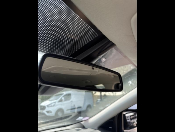 Photo 19 du bon plan FORD Kuga 1.5 Flexifuel-E85 150ch Stop&Start Vignale 170g 4x2 Euro6.2 occasion à 19490 €