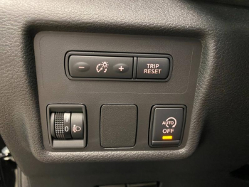 Photo 19 du bon plan NISSAN Micra 1.0 IG-T 92ch N-Sport 2021.5 occasion à 14900 €