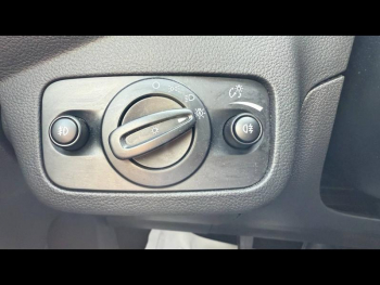 Photo 12 du bon plan FORD Kuga 2.0 TDCi 150ch Stop&Start ST-Line 4x2 occasion à 14900 €