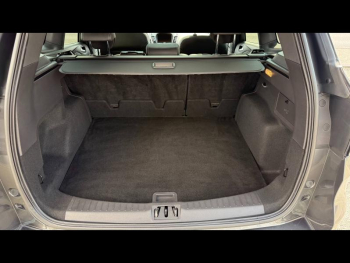 Photo 16 du bon plan FORD Kuga 2.0 TDCi 150ch Stop&Start ST-Line 4x2 occasion à 14900 €