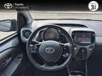 Photo 13 du bon plan TOYOTA Aygo 1.0 VVT-i 72ch x-play x-app 5p MC18 occasion à 10390 €