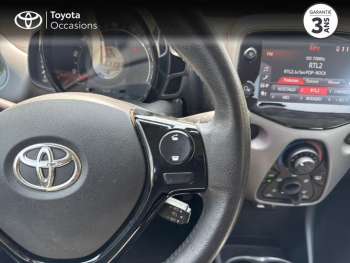 Photo 18 du bon plan TOYOTA Aygo 1.0 VVT-i 72ch x-play x-app 5p MC18 occasion à 10390 €