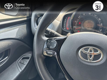 Photo 19 du bon plan TOYOTA Aygo 1.0 VVT-i 72ch x-play x-app 5p MC18 occasion à 10390 €