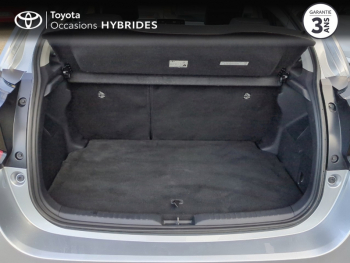 Photo 10 du bon plan TOYOTA Yaris 116h Design 5p MY22 occasion à 18490 €