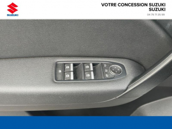 Photo 7 du bon plan RENAULT Captur 1.6 E-Tech hybride 145ch Techno occasion à 22990 €