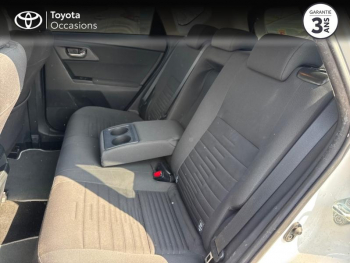 Photo 12 du bon plan TOYOTA Auris HSD 136h Design occasion à 14390 €