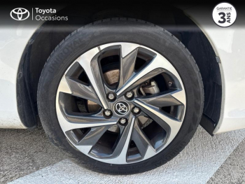 Photo 16 du bon plan TOYOTA Auris HSD 136h Design occasion à 14390 €