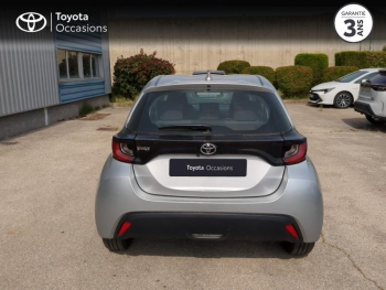 Photo 4 du bon plan TOYOTA Yaris 120 VVT-i Dynamic 5p MY22 occasion à 17690 €