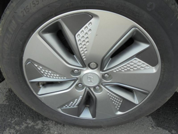 Photo 20 du bon plan HYUNDAI Kona Electric 136ch Creative Euro6d-T EVAP occasion à 15900 €