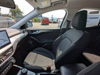 Photo 14 du bon plan FORD Focus 1.0 Flexifuel mHEV 125ch Titanium X Business occasion à 19490 €