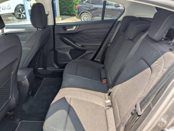 Photo 16 du bon plan FORD Focus 1.0 Flexifuel mHEV 125ch Titanium X Business occasion à 19490 €