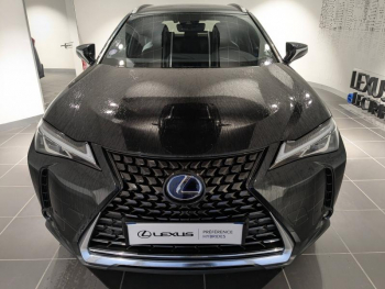 Photo 2 du bon plan LEXUS UX 250h Pack Business 2WD occasion à 26900 €