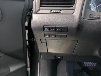 Photo 17 du bon plan LEXUS RX 450h 4WD Executive occasion à 34000 €