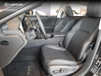 Photo 11 du bon plan LEXUS ES 300h Business MY21 occasion à 26900 €