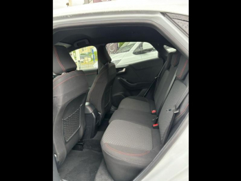 Photo 17 du bon plan FORD Puma 1.0 Flexifuel 125ch S&S mHEV ST-Line occasion à 24590 €