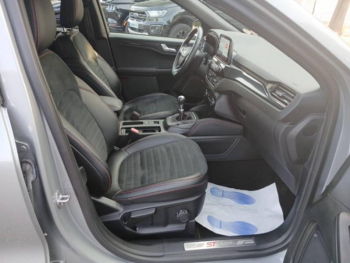 Photo 18 du bon plan FORD Kuga 2.0 EcoBlue 150ch mHEV ST-Line X occasion à 23000 €