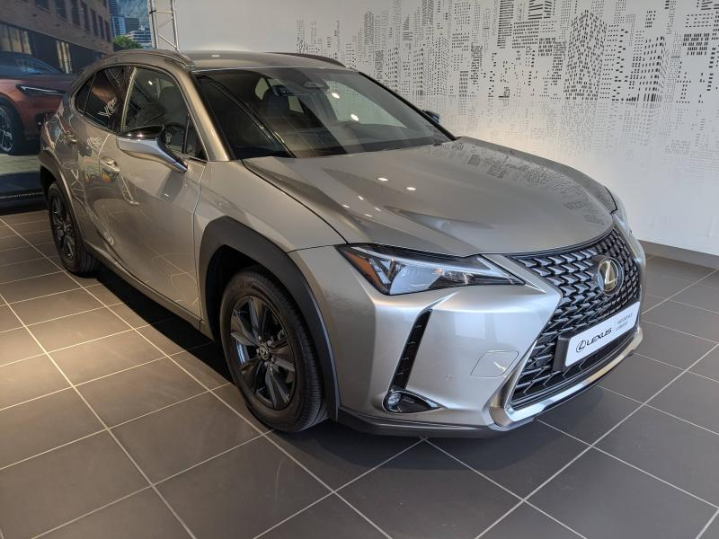 Bon plan LEXUS UX 300h Luxe 2WD occasion à 37900 €
