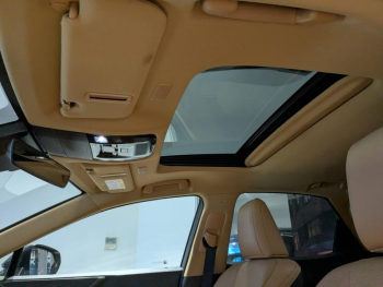 Photo 13 du bon plan LEXUS NX 450h+ Executive 4WD MY24 occasion à 55900 €