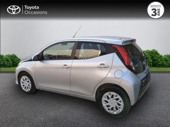 Photo 2 du bon plan TOYOTA Aygo 1.0 VVT-i 72ch x-play 5p MY21 occasion à 11990 €