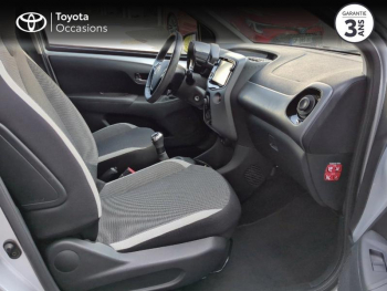 Photo 6 du bon plan TOYOTA Aygo 1.0 VVT-i 72ch x-play 5p MY21 occasion à 11990 €