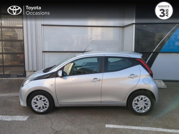 Photo 19 du bon plan TOYOTA Aygo 1.0 VVT-i 72ch x-play 5p MY21 occasion à 11990 €