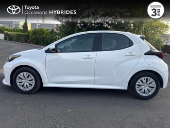 Photo 3 du bon plan TOYOTA Yaris 116h Dynamic Business 5p + Programme Beyond Zero Academy MY21 occasion à 19990 €