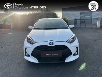Photo 5 du bon plan TOYOTA Yaris 116h Dynamic Business 5p + Programme Beyond Zero Academy MY21 occasion à 19990 €