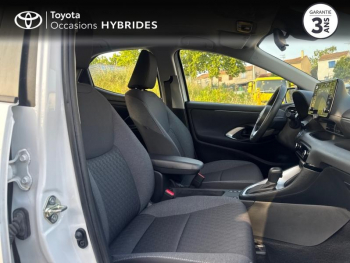 Photo 6 du bon plan TOYOTA Yaris 116h Dynamic Business 5p + Programme Beyond Zero Academy MY21 occasion à 19990 €